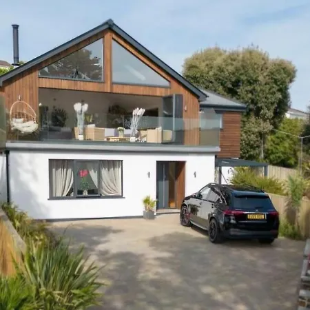 ヴィラ Cornwall Sunray Palm - Gannel River Views, Close To Boating Lake, Pentire & Fistral Beach, Newquay Centre, Private Location New Quay